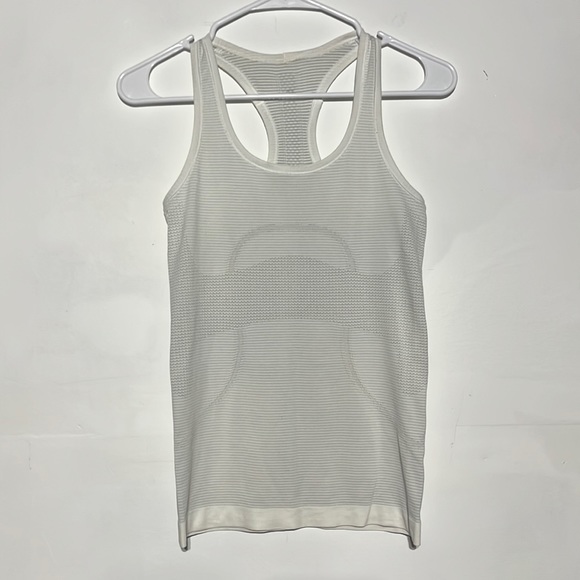 Lululemon Swiftly Tech Racerback Tank Top 2.0 White Size 4 - Picture 2 of 8